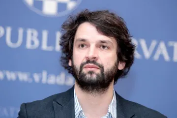 Crnogorski ministar neće podnijeti ostavku zbog prepisivanja hrvatskih obrazovnih programa