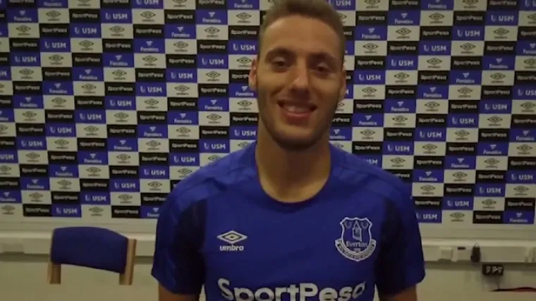 Nikola Vla&scaron;ić potpisao za Everton, debi za devet dana protiv Tottenhama