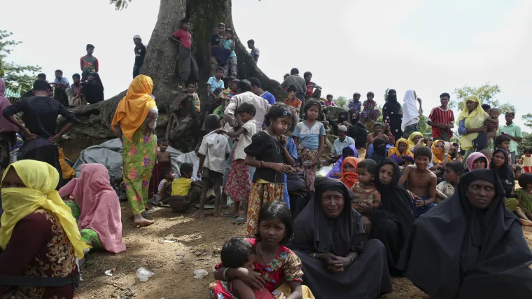 Mijanmar: gotovo 400 mrtvih i 40.000 izbjeglih u progonima protiv Rohingya muslimana