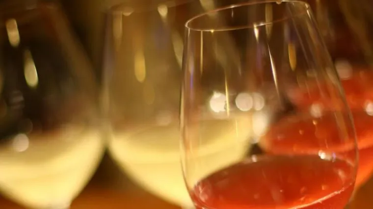 Londonska tvrtka odsad priznaje bolovanje dan nakon pijanke kako bi radnici bili sposobni za rad