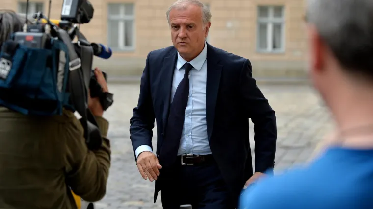 Osjetio žarenje u prsima, ugrađena mu dva stenta