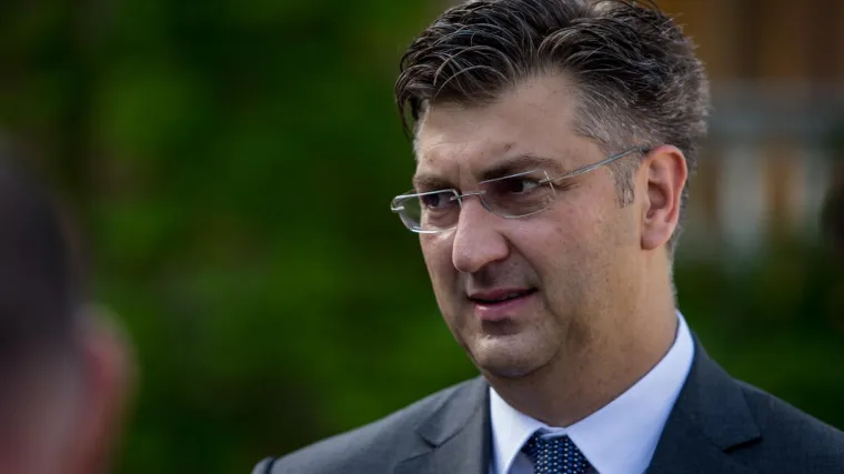 'Pelje&scaron;ki most ide dalje'