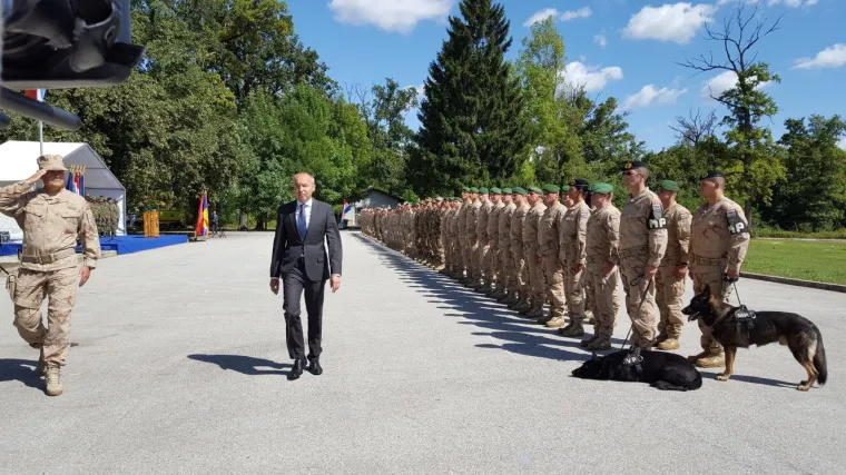 Krstičević ispratio 7. hrvatski kontingent u Afganistan: vojnici potpuno opremljeni hrvatskom opremom