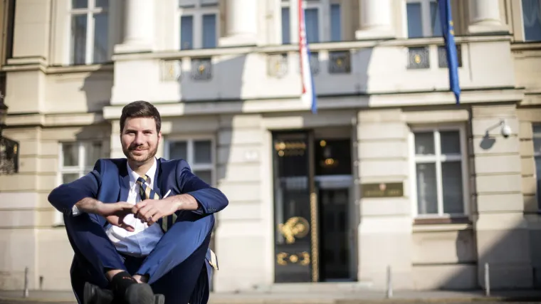 Pernar podijelio couchsurfing iskustvo i prozvao medije: 'Mediji stvarno &scaron;ire strah od muslimana, rekao sam u srcu - ma valjda nije terorist'