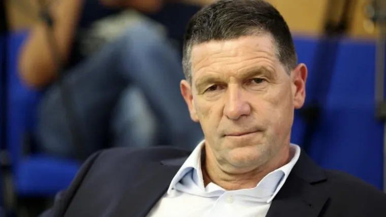 Sud očajnički traži ovog čovjeka: nemojte &scaron;iriti dezinformacije - po Zadru ne &scaron;eće Reno Sinovčić, već njegov dvojnik