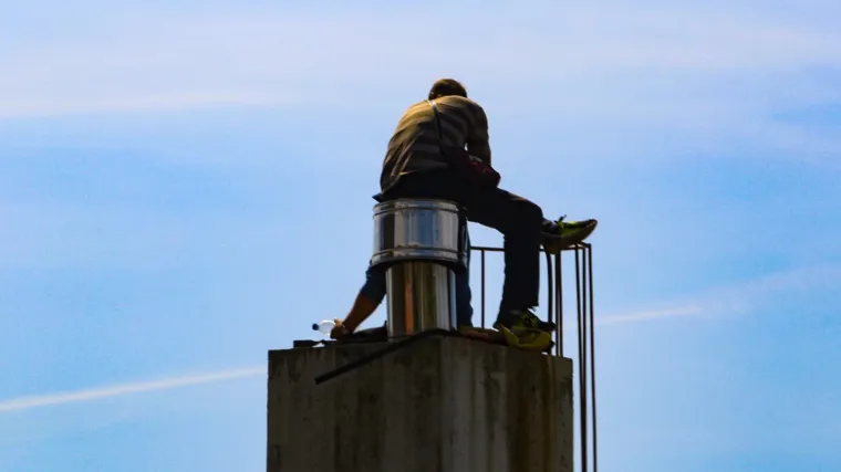 Okončana drama u Rijeci: dvojica beskućnika si&scaron;la s dimnjaka i objasnili razloge svog poteza