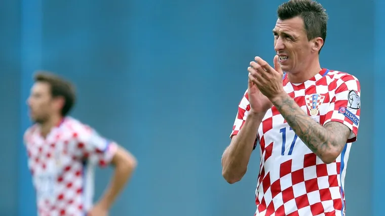 Prvo im na&scaron;tetila Fifa, ostali su bez Rakitića, a nastradao je i Mandžo