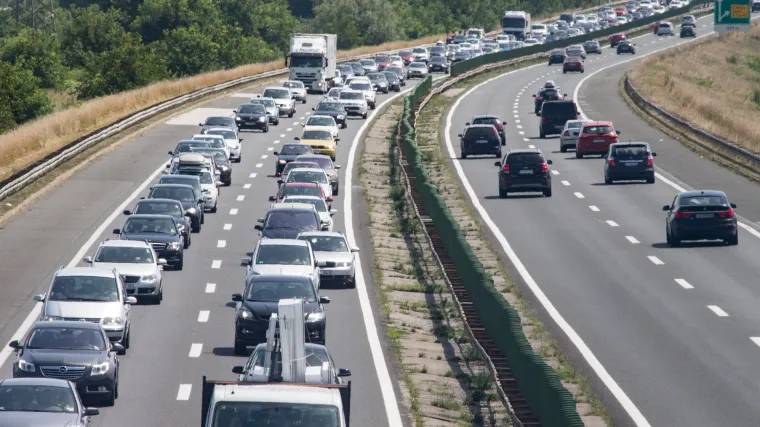 Zbog gužve na cesti fizički se obračunali Talijan i Hrvat: jedna osoba teže ozlijeđena
