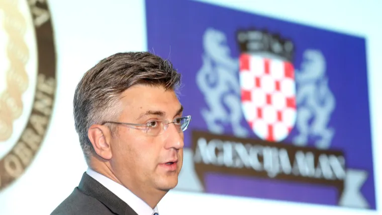 Premijer odgovara predsjednici: 'Podaci HZMO-a pokazuju da raste broj zaposlenih'