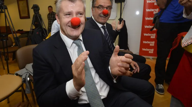 Ni riječi o odgovornosti izbornika: &Scaron;uker dao potporu Čačiću