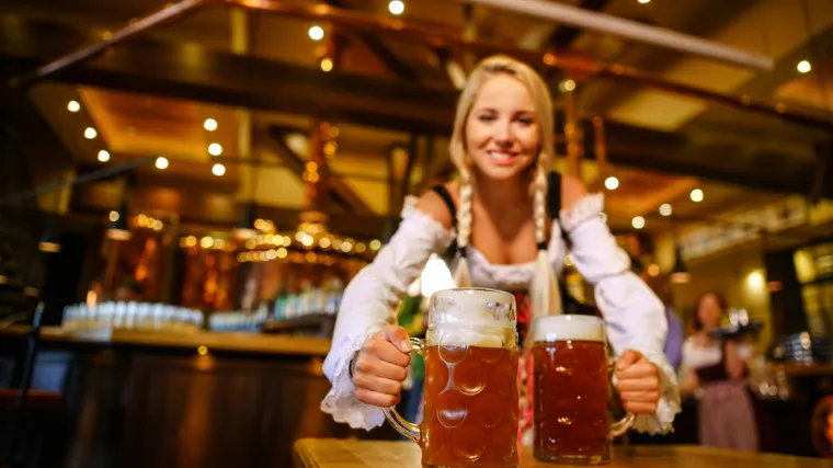 Ususret Oktoberfestu: Adidas proizveo tenisice otporne na pivo i povraćanje