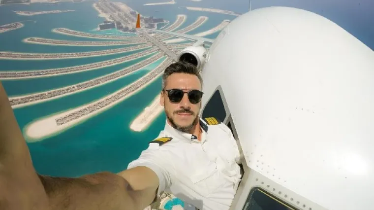 Pilot podijelio opasan selfie snimljen izvan kabine aviona