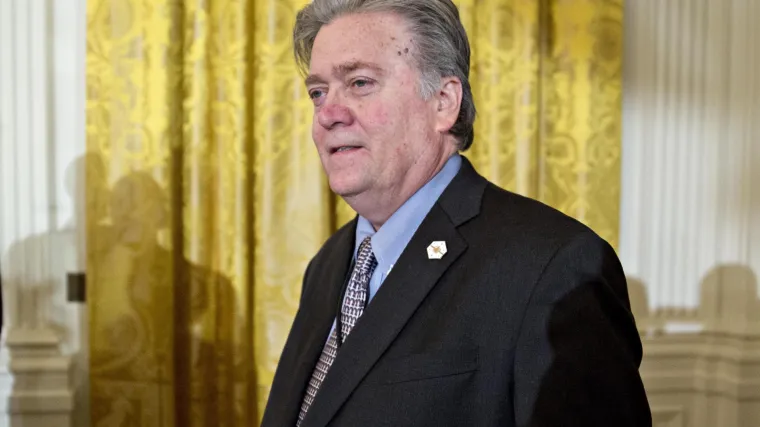 Biv&scaron;i bliski suradnik Donalda Trumpa žestoko napao crkvu: 'Zalažu se za uvoz migranata jer na njima žele zaraditi!'