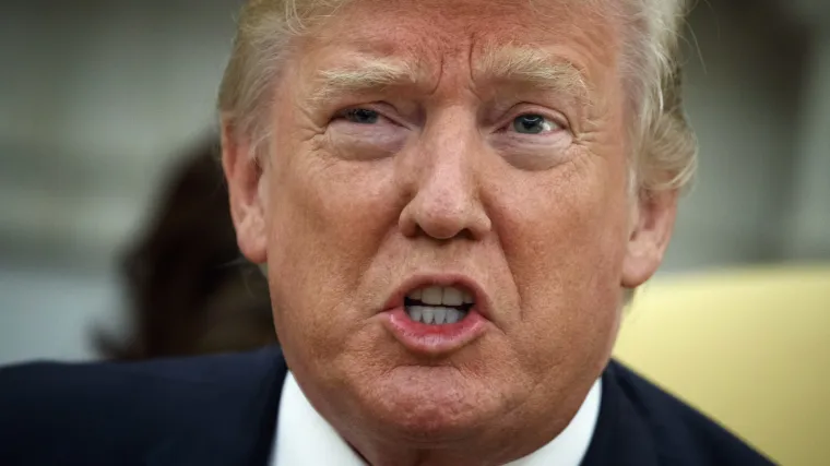 Trump upozorio na smrtonosnu opasnost Irme: 'Ima apsolutno povijesni razorni potencijal'