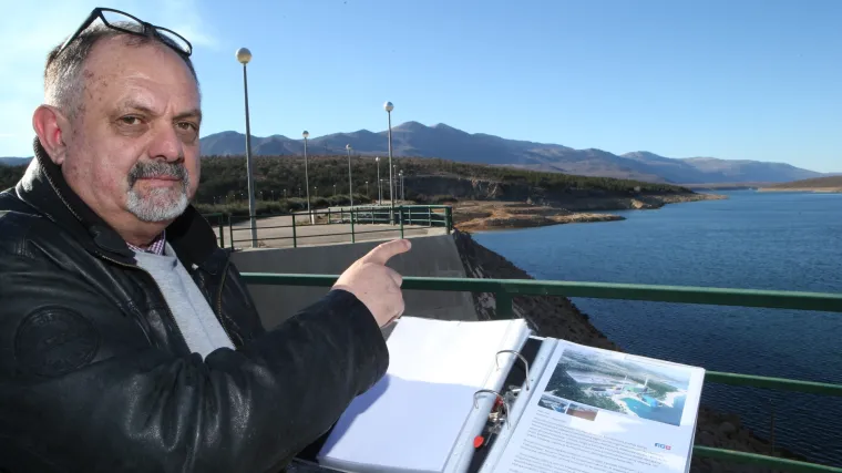 Prosvjed u Sinju: 'Svi ovdje smo spremni dati krv protiv plinske termoelektrane na Perući'