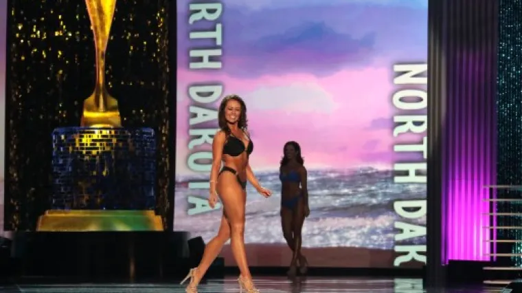 MISS SJEVERNE DAKOTE PRVI PUT U POVIJESTI POSTALA MISS AMERIKE: Predivna Cara je pomela konkurenciju