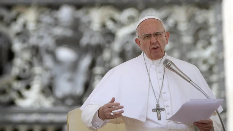 Papa Franjo nakon nezgode u papamobilu napustio Kolumbiju: 'Presijecite čvorove nasilja'