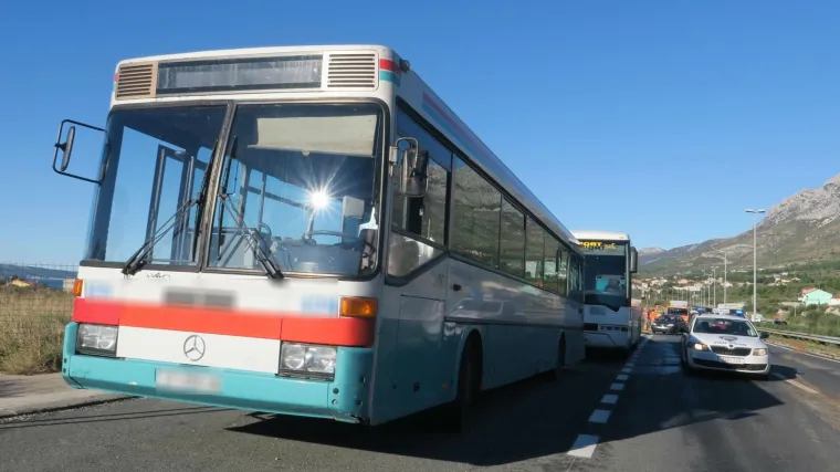 S 3.16 promila alkohola u krvi vozio autobus pun putnika!