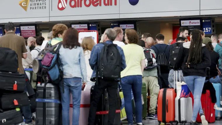 Zbog 200 iznenada oboljelih pilota otkazano stotinu letova: pod znakom pitanja opstojnost kompanije