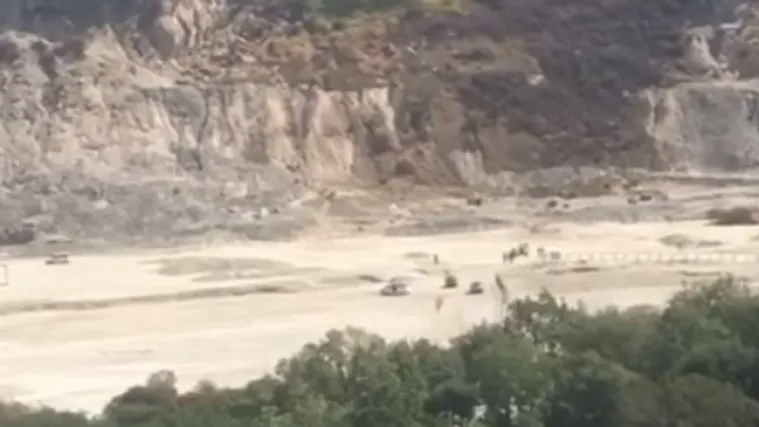 Roditelji i sin (11) upali u krater vulkana i poginuli, a sve pred očima mlađeg sina (7)