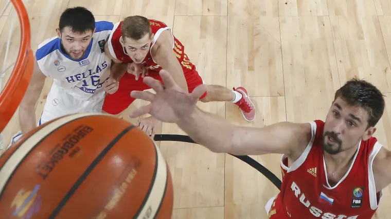 Nakon Hrvatske, Rusi predvođeni briljantnim &Scaron;vedom sru&scaron;ili i Grčku i izborili polufinale Eurobasketa