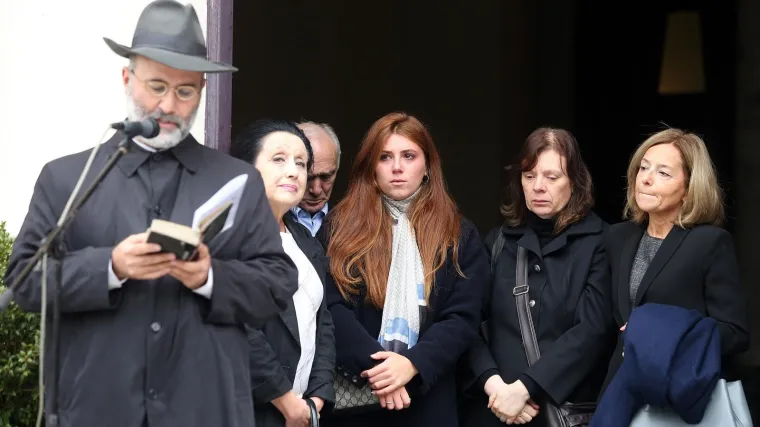 Posljednji ispraćaj Slavka Goldsteina: brojne osobe iz javnog života oprostile se od istaknutog intelektualca