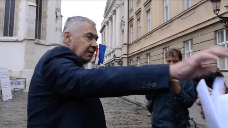 Glasnović se obru&scaron;io na prosvjednike s Markovog trga: opet za sve krivi Udbu i 'crvene kmere'