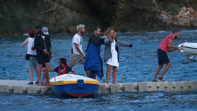 U Komiži počelo snimanje drugog nastavka superpopularnog mjuzikla Mamma Mia