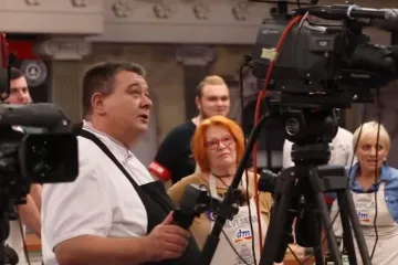 Ako se ikada ostavi kuhače, Špičeka čeka mjesto iza kamere