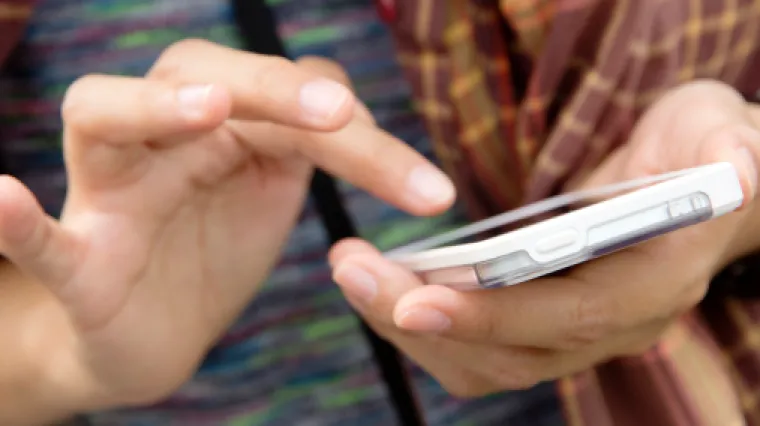 Većina ljudi u Hrvatskoj radije bi 20 minuta duže čekala autobus nego da im Internet na mobitelu sporo radi