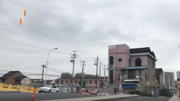 Blokirala promet 14 godina: do temelja sru&scaron;ena poznata kuća u &Scaron;angaju