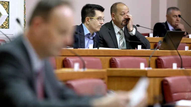 'Agrokor je trenutno najveći sigurnosni problem u Hrvatskoj! Iza brda se ne&scaron;to veliko valja'