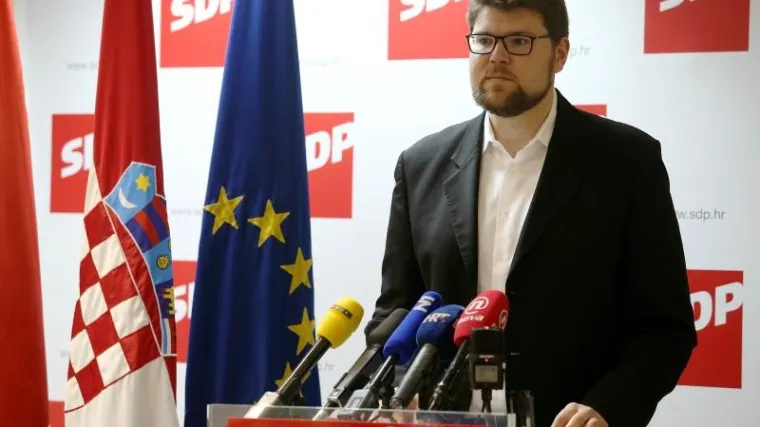 'Politika je za mene djelovanje, a ne pričanje, zatražio sam od ministarstva zabranu usta&scaron;kog pozdrava'