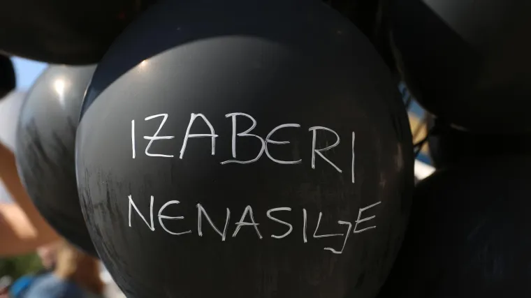 'Nasilje je jezik slabića'