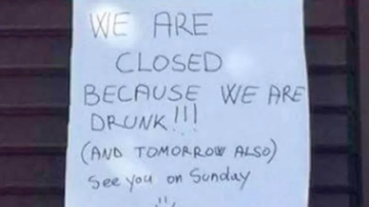 Iskrenost djelatnika kafića s Korčule: ostavili poruku za&scaron;to ne rade do nedjelje i postali hit na internetu!