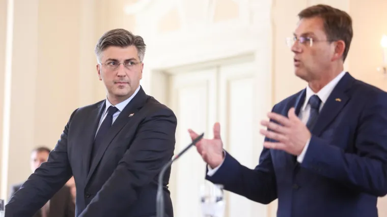 'Dijelio je kartu Piranskog zaljeva, s crtom po sredini'