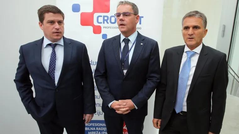 'Vlada ne treba strepiti od informacija koje on tamo objavljuje'