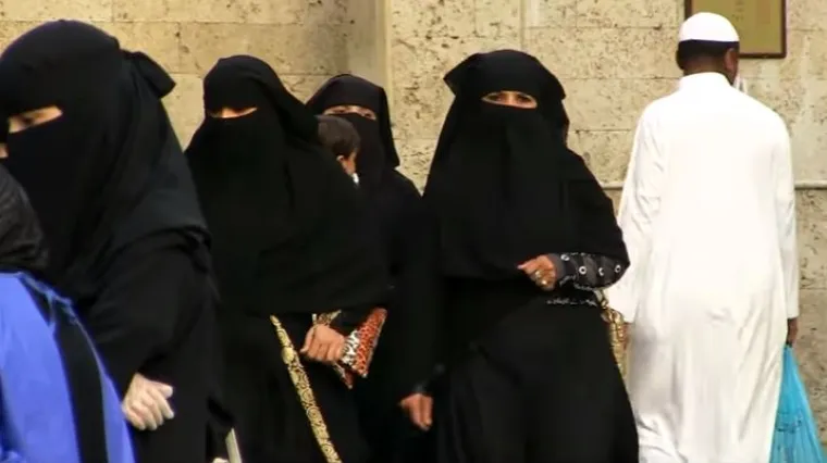 Kralj donio uredbu kojom ženama dopu&scaron;ta da voze automobile