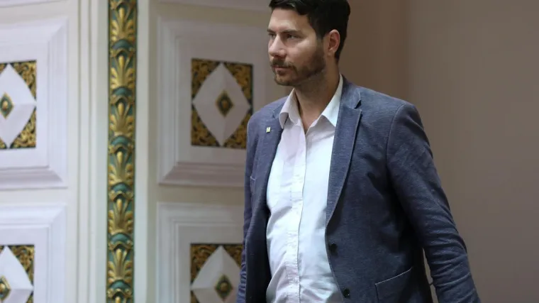 'Mene za dva grafita osude na dva mjeseca uvjetno, očito je to veći prijestup nego silovanje djeteta'