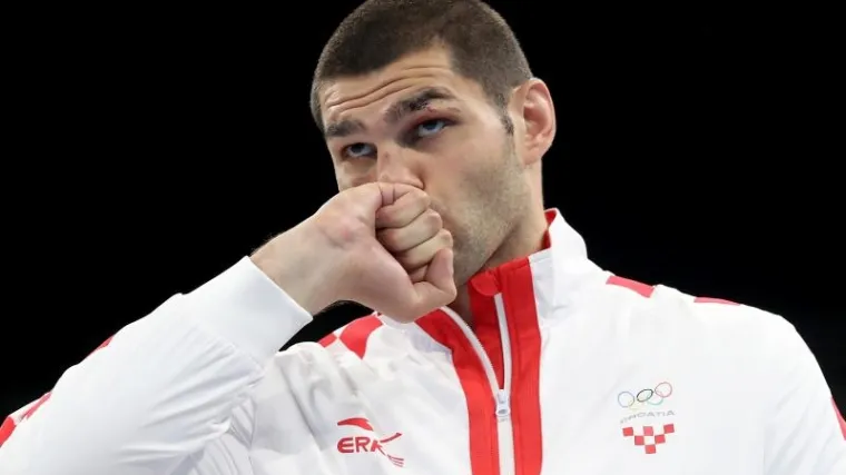 Hrgović pokazao mi&scaron;iće pred prvi profesionalni meč u karijeri