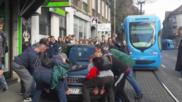 'Mogli su ga na krov okrenuti pa nek' si misli'