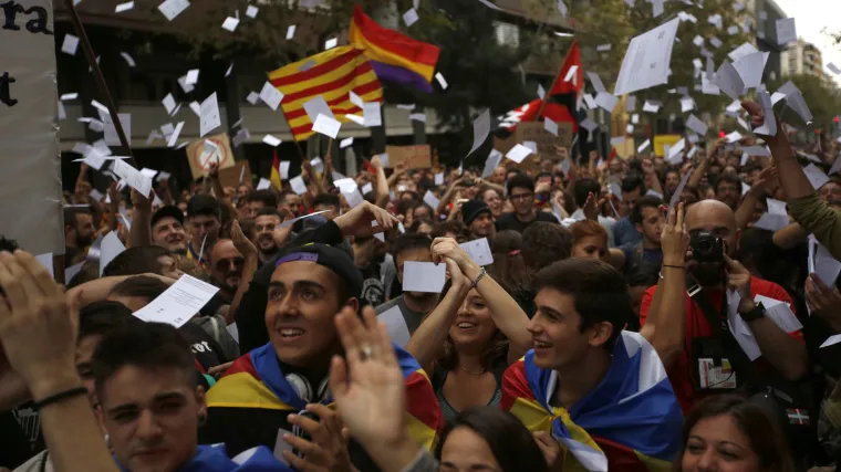 Katalonski predsjednik: 'Proglasit ćemo neovisnost kroz nekoliko dana!' Kralj Felipe 'Potkopavate stabilnost &Scaron;panjolske!'