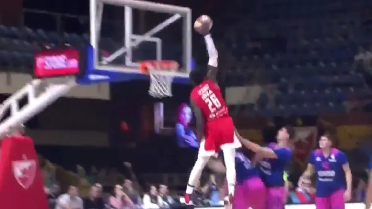 Pogledajte nebeski let Francuza u beogradskom Pioniru