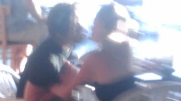 'S dečkom sam osam godina, volim ga, ali ne mogu ga prestati varati. Sada sam s trojicom...'