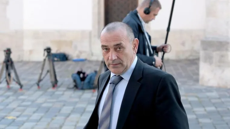 'Nema &scaron;anse da povučem prijedlog zakona'