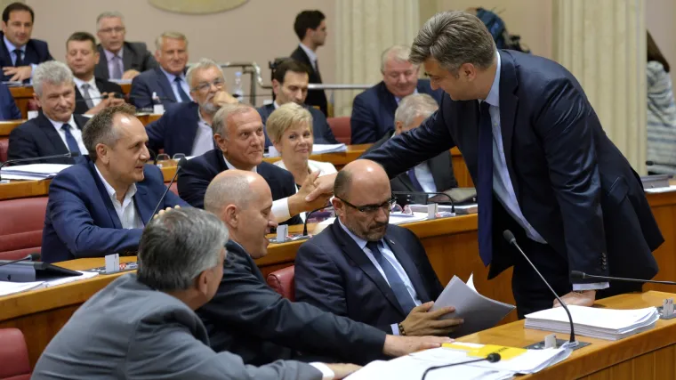 Sabor: većina hvali novi zakon o financiranju gradova, općina i županija, oporba rezervirana