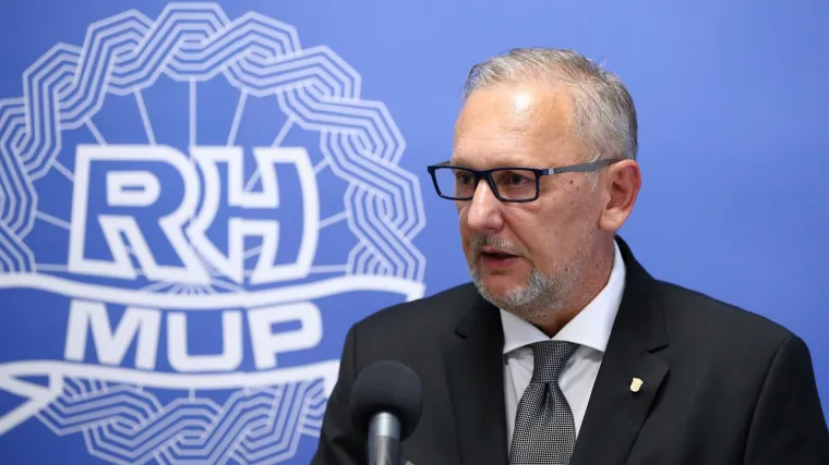 Ministar policije odbio odgovoriti na pitanje zna li gdje je Ivica Todorić