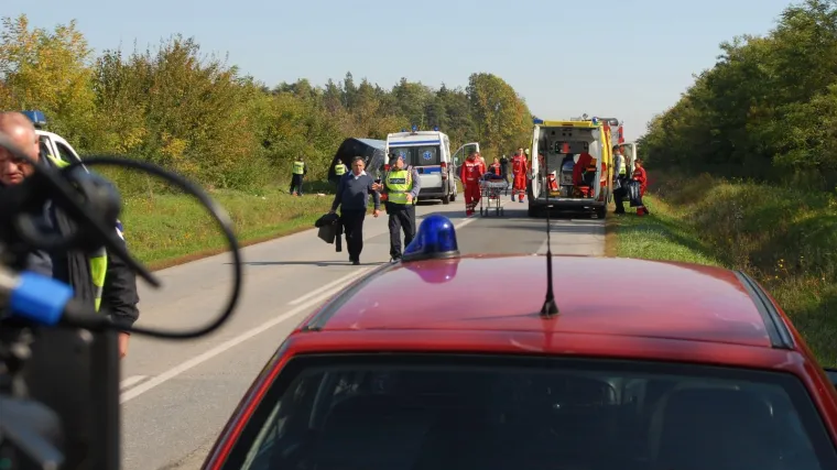 Vozač zbog kojeg se prevrnuo autobus pun djece vraćao se s kemoterapije?!