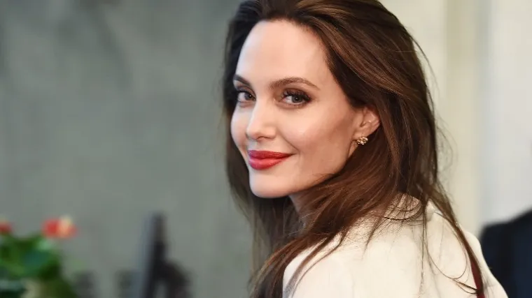 Liječnica Angeline Jolie otkrila je 10 savjeta kojima svaka žena može spriječiti razvoj raka dojke