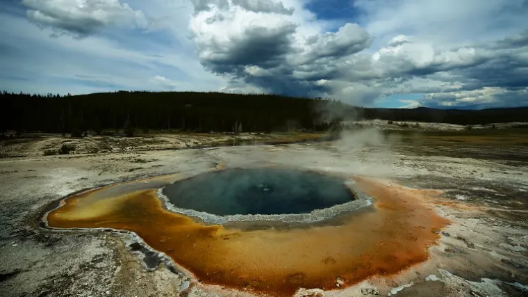 'Supervulkan će erumpirati za par desetljeća, tama će progutati Zemlju...'